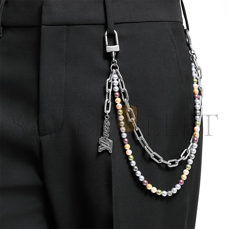 LOUIS VUITTON PEARLS CHAIN BELT AND BAG CHARM M02293